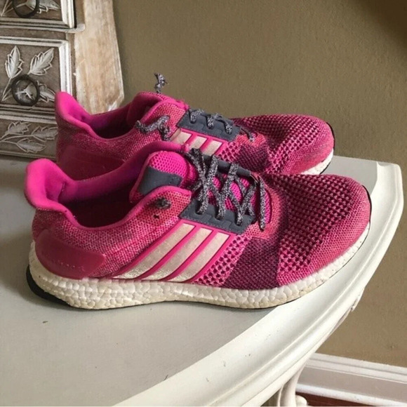 Adidas Ultra boost 4.0  Running Training Shoes Shocking‎ Pink Size 8.5 - Picture 2 of 11